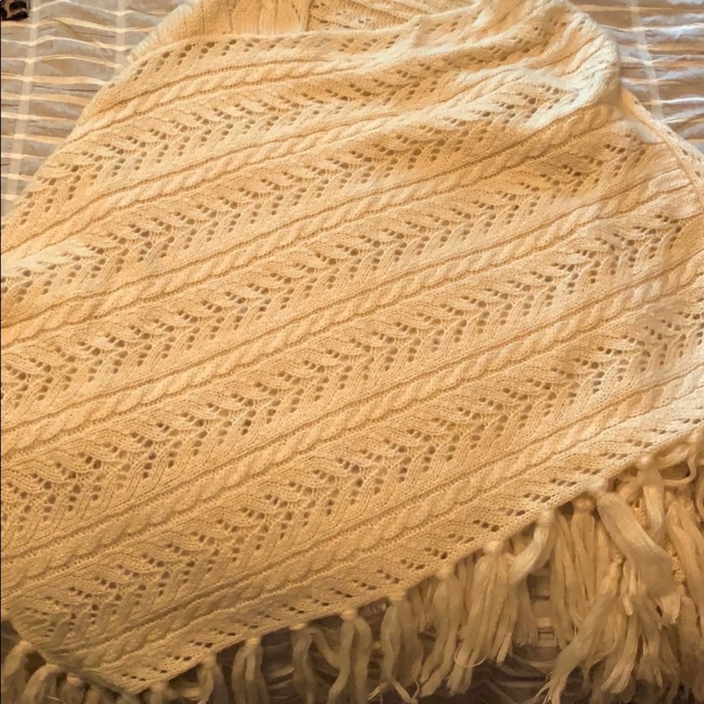 Loft Poncho - image 2